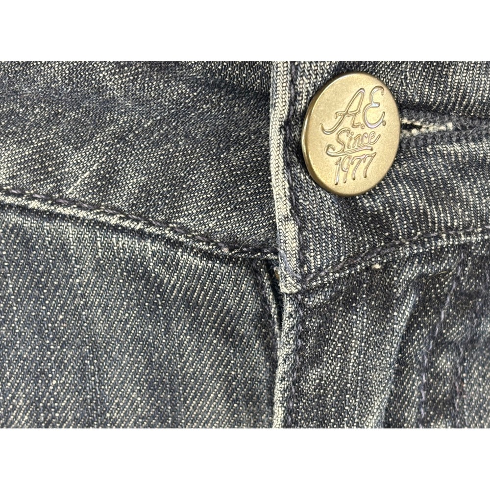 American Eagle Low Rise Cuffed Jean Shorts Women's Dark Wash 100% Cotton 30x2.5 - Picture 14 of 15